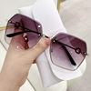 Sunglasses, high-end fashionable sun protection cream, 2022 collection, fitted, UF-protection, internet celebrity