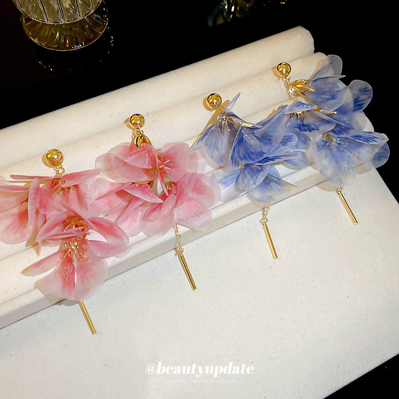 Pendientes de súper hadas de hilo de malla de flor de aguja de plata Pendientes de borla frescos pequeños coreanos Pendientes de estilo de vacaciones de temperamento dulce de nicho