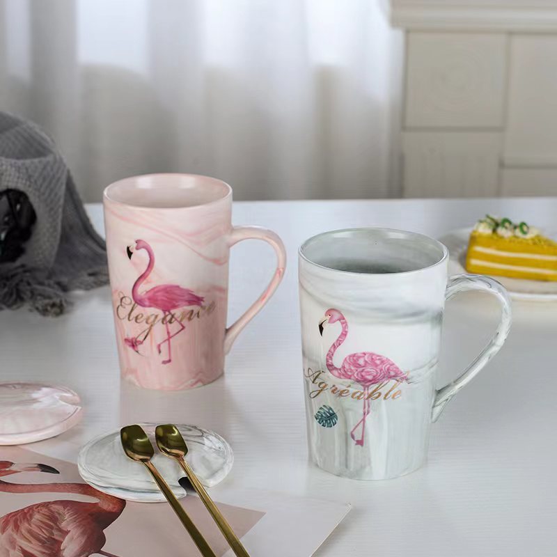 Taza de cerámica de recuerdo con tapa, cuchara, taza de agua para pareja, logotipo, taza de cerámica para el hogar, caja de regalo de café simple