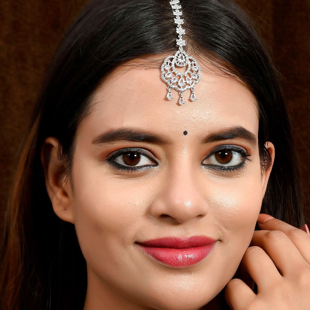 Cross-border New Indian Eyebrow Headchain Women's Luxury Rhinestone Water Drop Hair Chain Bridal Hair Accessories Fashion Performance Accessories