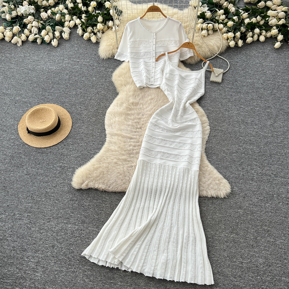 Women's Soft Pink Knit Two Piece Set Slim Fit Waist Cinching Fishtail Skirt Suit for Summer_ecoleips.com