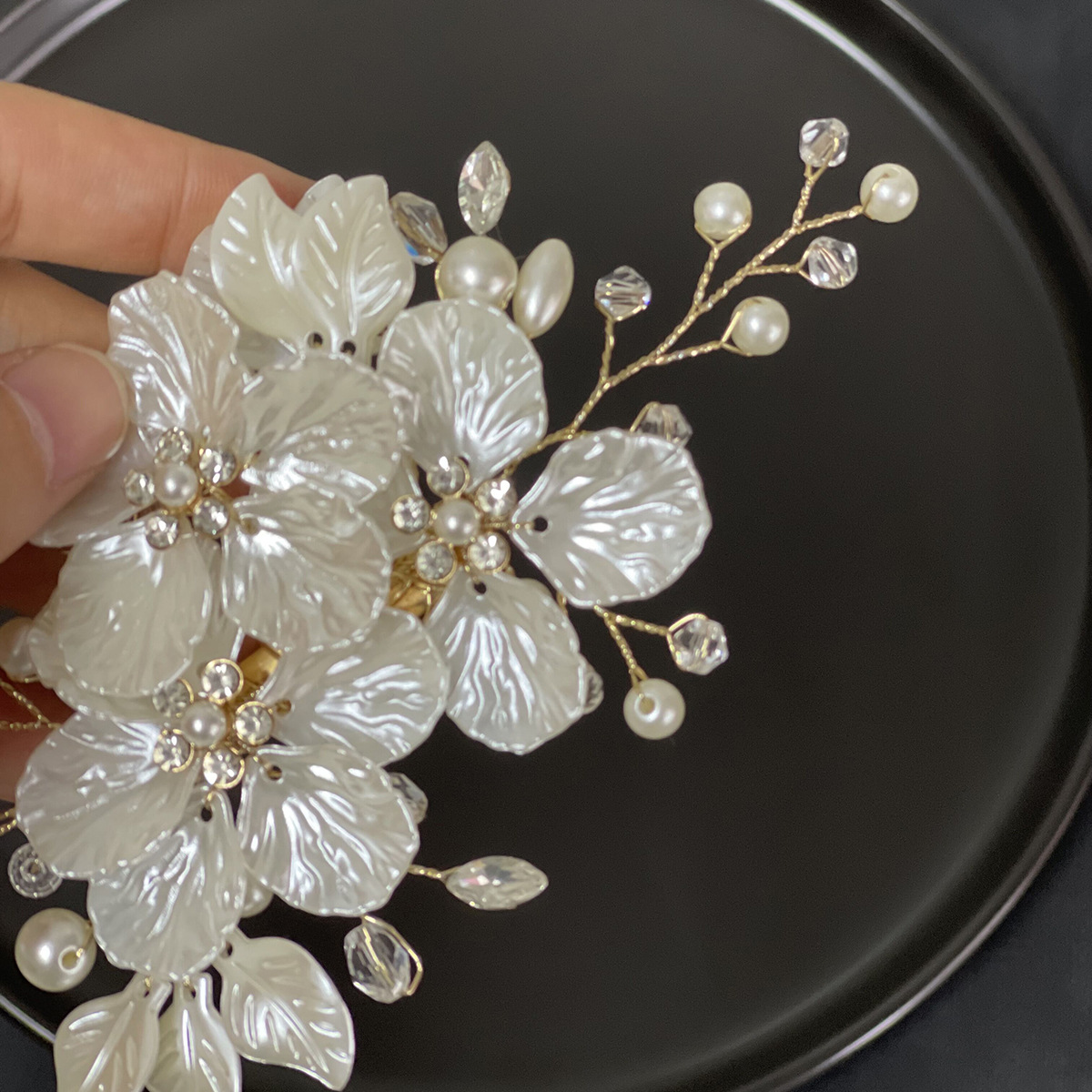 bride wedding white shell petals handmade pearl crystal hairpin headwear