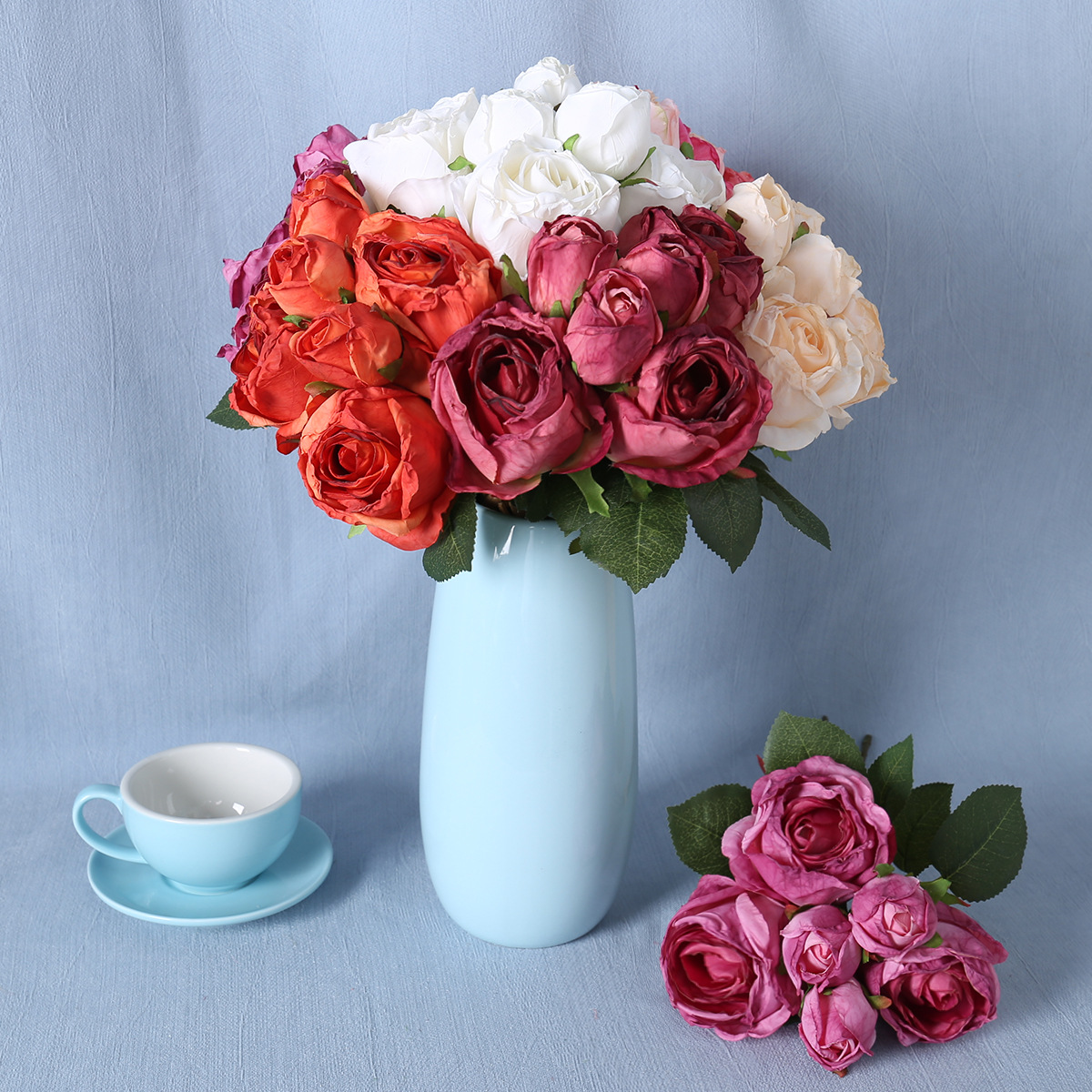 Ramo de Rosas Artificiales de Seda para Sala de Estar y Decoración del Hogar