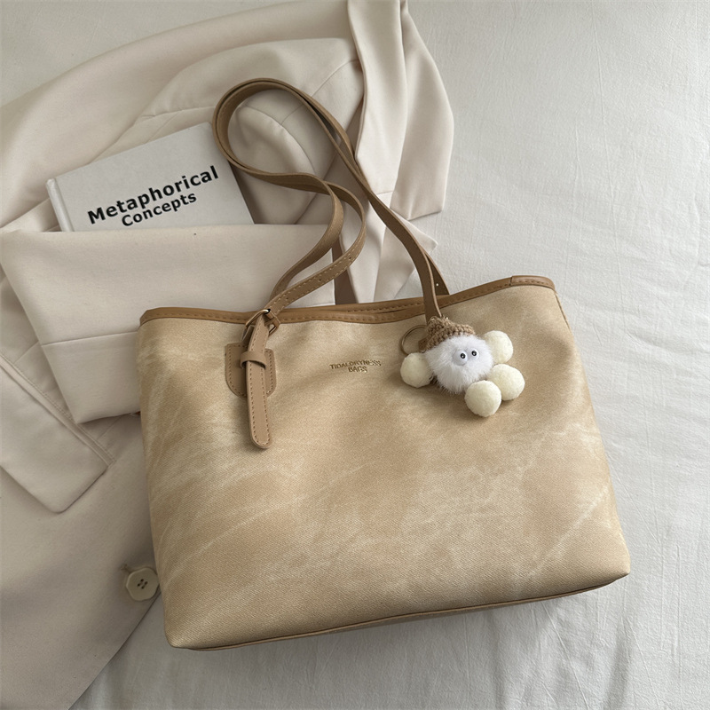 Colgante de cinta caqui