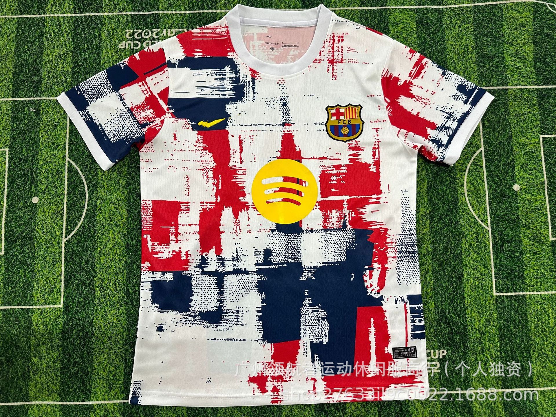 25-26 Fabricante especial de ropa de fútbol venta directa de una camiseta de malla camiseta de mangas cortas ropa de fútbol deportiva