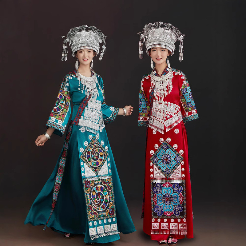 New Minority Clothing Women's Traditional Miao Clothing Guizhou Miao Village Adult Long Tujia Travel suit