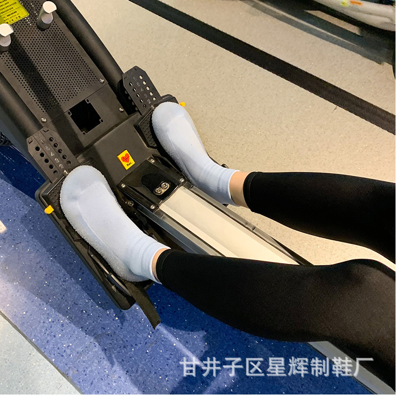 ネット赤跳操専用室内運動靴滑り止め静音ソフト底通気性男女ヨガ縄跳びジム四季|undefined