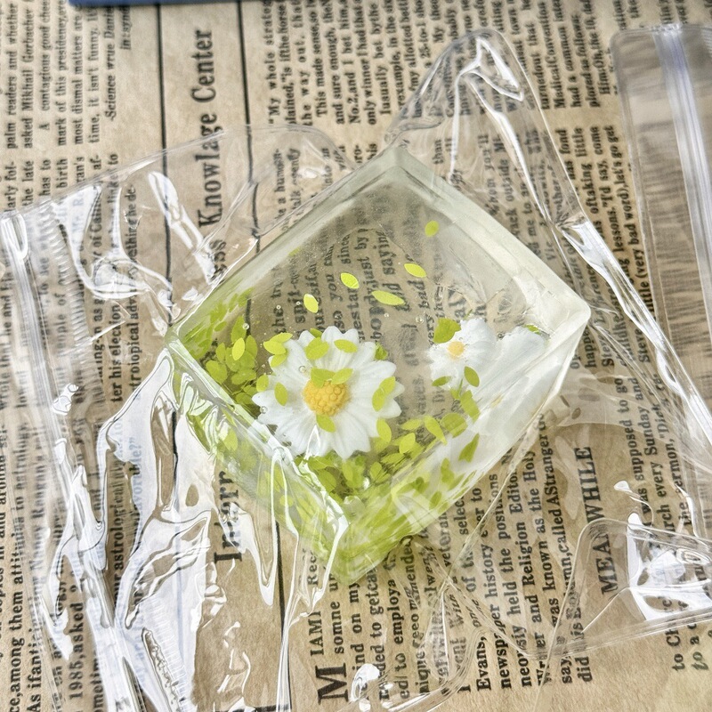 小紅書と同じスタイルの小さなしわ菊の花のピンチクリエイティブおもちゃインターネット有名人のホットスタイル麦芽糖減圧アーティファクトギフト|undefined
