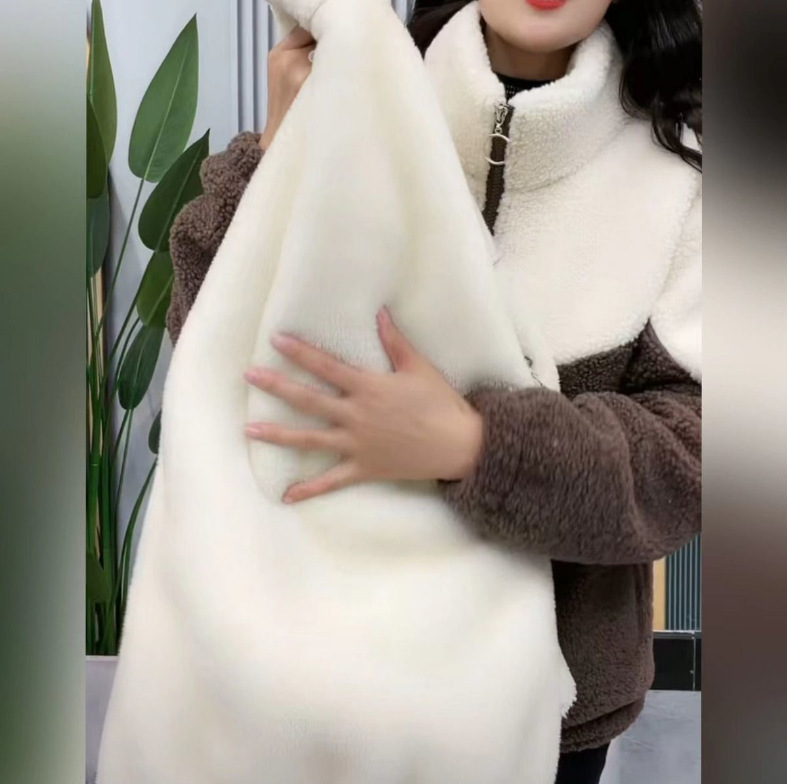 冬の暖かい女性のコートのカジュアルな綿の服とベルベットの厚いスタンドカラーのジッパー|undefined