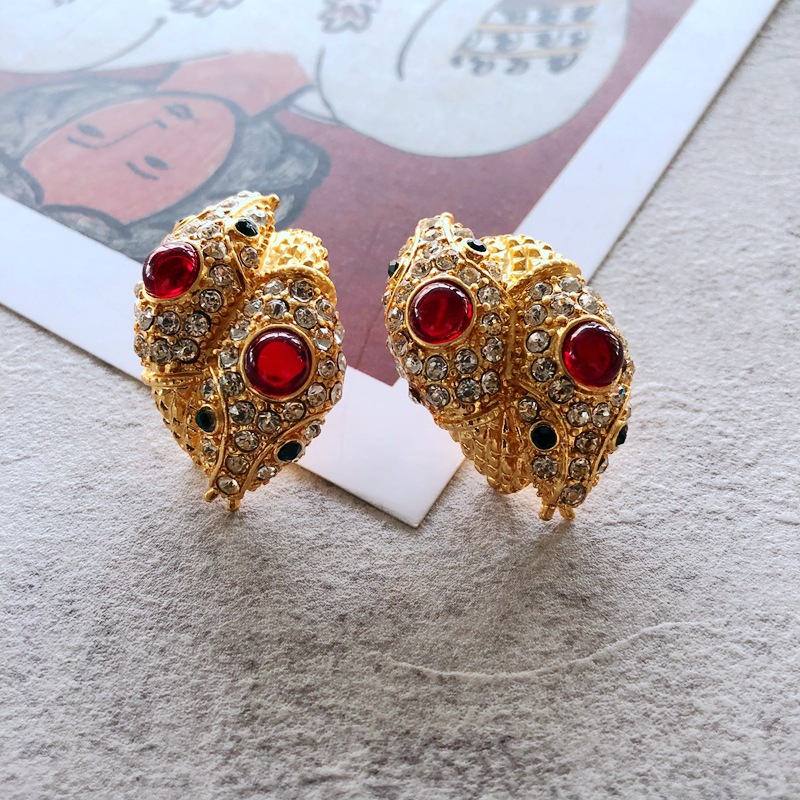 Silver Needle Electroplating Real Gold Red Gemstone Diamond Stud Earrings display picture 2