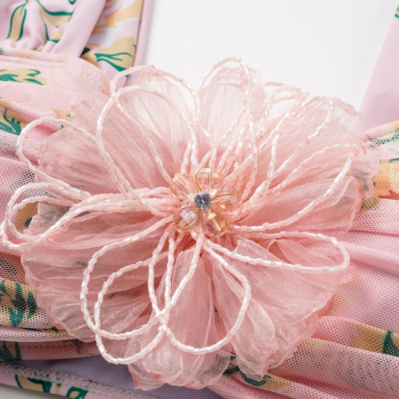 Süßes, rosafarbenes Bikini-Set mit Blumenmuster für Damen, verziert mit 3D-Kristallblumen. Sexy Strandbademode in regulärer Größe aus Polyester und Nylon._voghion.com