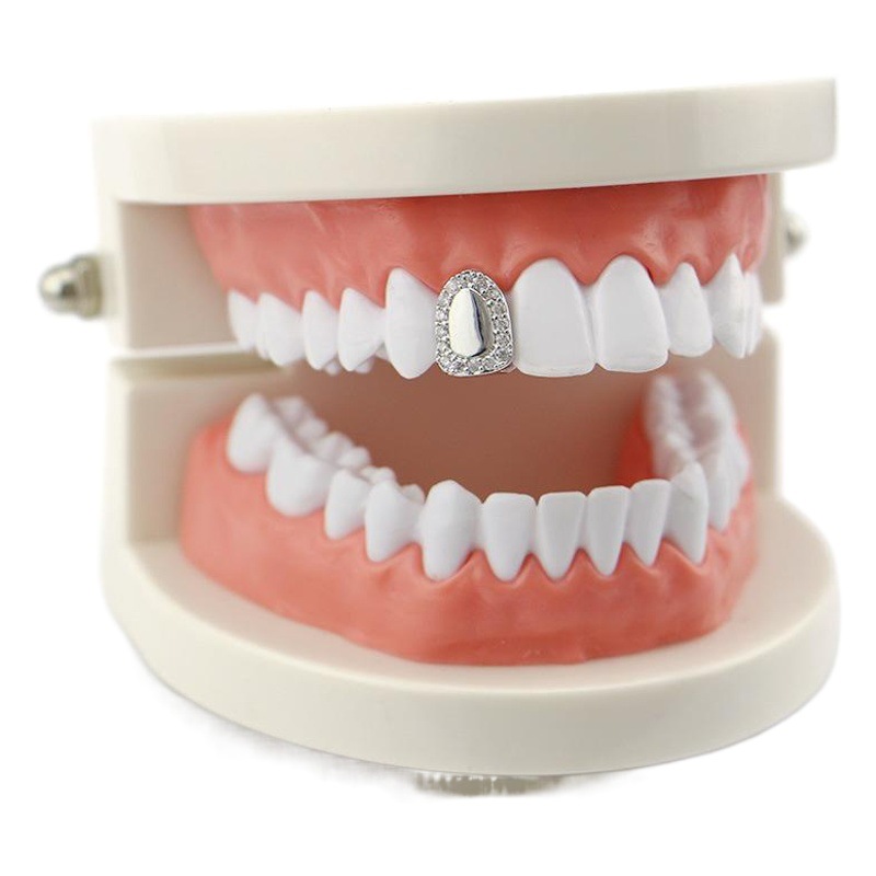 Sola puerta incrustada con diamante hip hop tirantes solo 18K electrochapado Halloween dientes falsos dientes de oro grillz