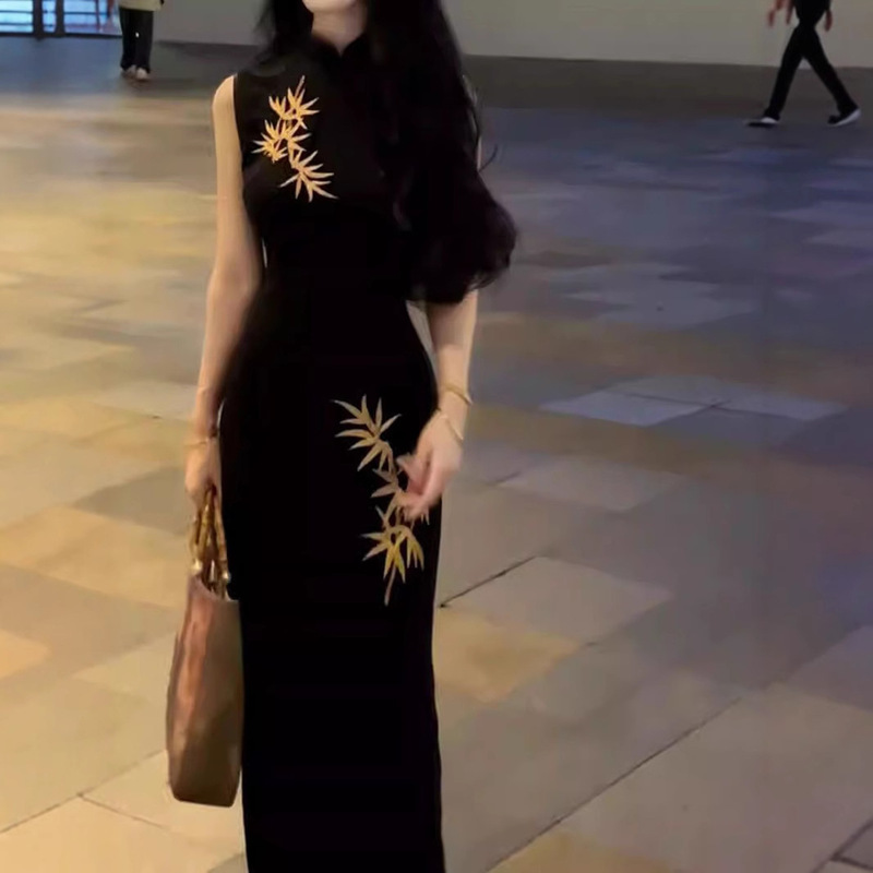 Modified Sleeveless Cheongsam Dress Spring and Summer New 2025 New Chinese Style National Style Royal Sister Style Elegant dress Daily Wear Modified Sleeveless Cheongsam Dress Spring and Summer New 2025 New Chinese Style National Style Royal Sister Style Elegant dress Daily Wear