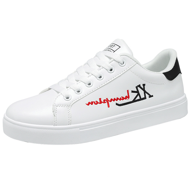 Zapatos de hombre 2024 nuevos zapatos blancos de verano de moda coreana zapatos de skate juveniles zapatos deportivos casuales bajos