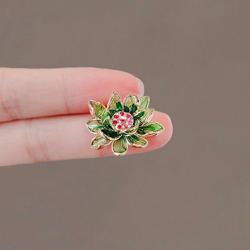 Green Lotus Flower Brooch High-end Women's Fine small size Pin Fixed Clothes Collar Needle Enamel Color Suit Corsage Accessories