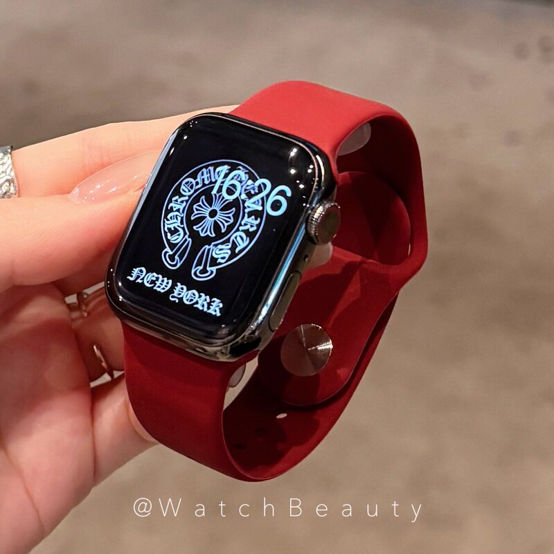 Versatile Soft Silicone Buckle Strap for Apple Watch, Suitable for Apple Watch 11, iWatch 10, S7, 8, 9 Versatile Soft Silicone Buckle Strap for Apple Watch, Suitable for Apple Watch 11, iWatch 10, S7, 8, 9