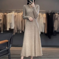 驼绒连衣裙女v领套头抽条中长款毛衣秋冬新款宽松显瘦羊毛打底衫