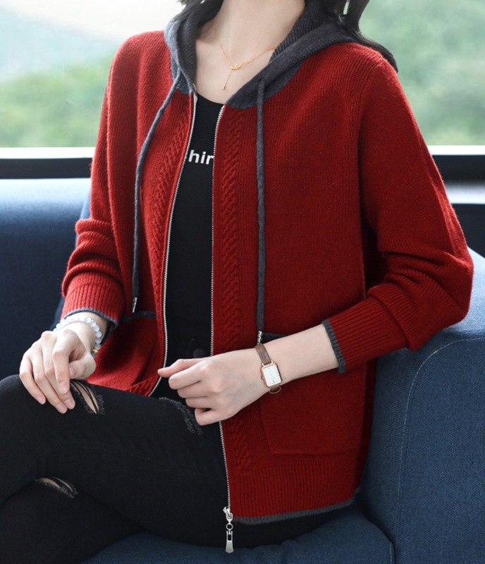 春秋新款毛衣外套女特大码妈妈连帽拉链针织开衫宽松外搭披肩上衣|undefined