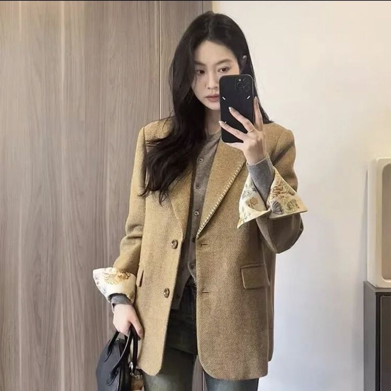 Spring 2025 New Khaki Blazer Super Stylish Korean Style Slimming Elegant Top
