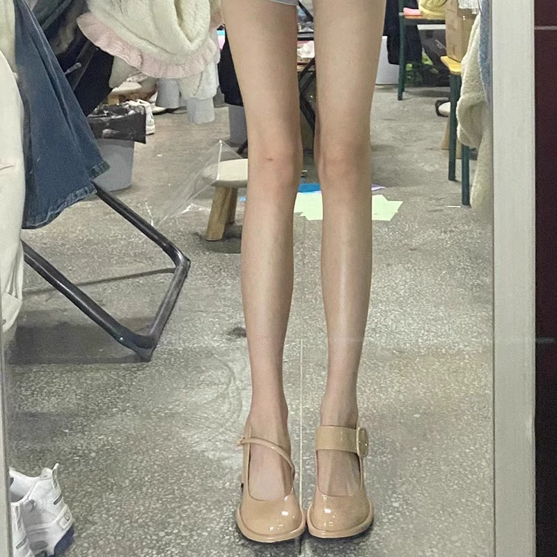 Тяжелый толчок! Однослойные туфли на толстом каблуке с квадратной пряжкой во французском стиле, женские осенние туфли Мэри Джейн на высоком каблуке с поясом из мелкой лакированной кожи