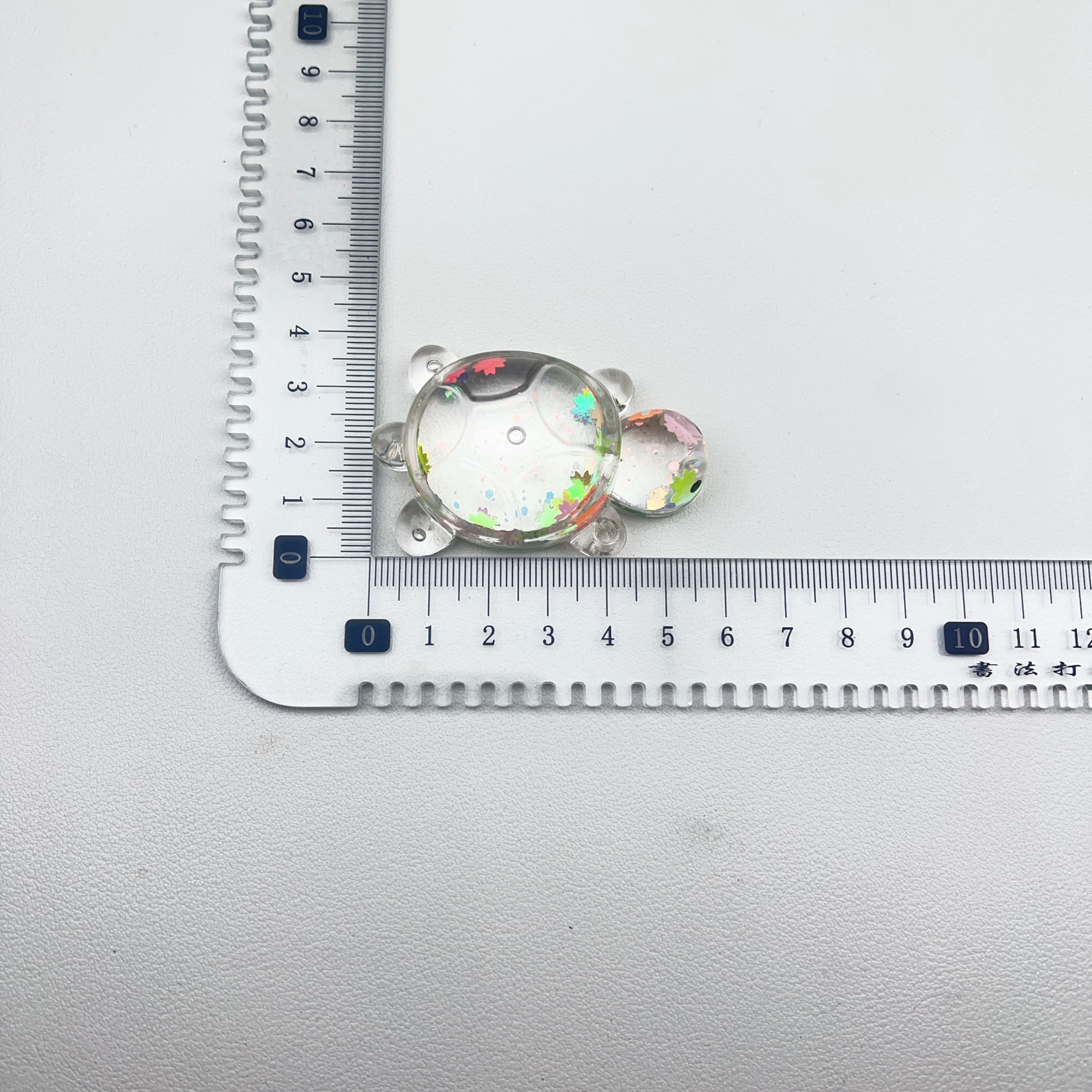 Chatter en vivo explosión de joyería DIY arena flotante en aceite explosión tortuga llavero bolso de teléfono móvil colgante decoración de escritorio