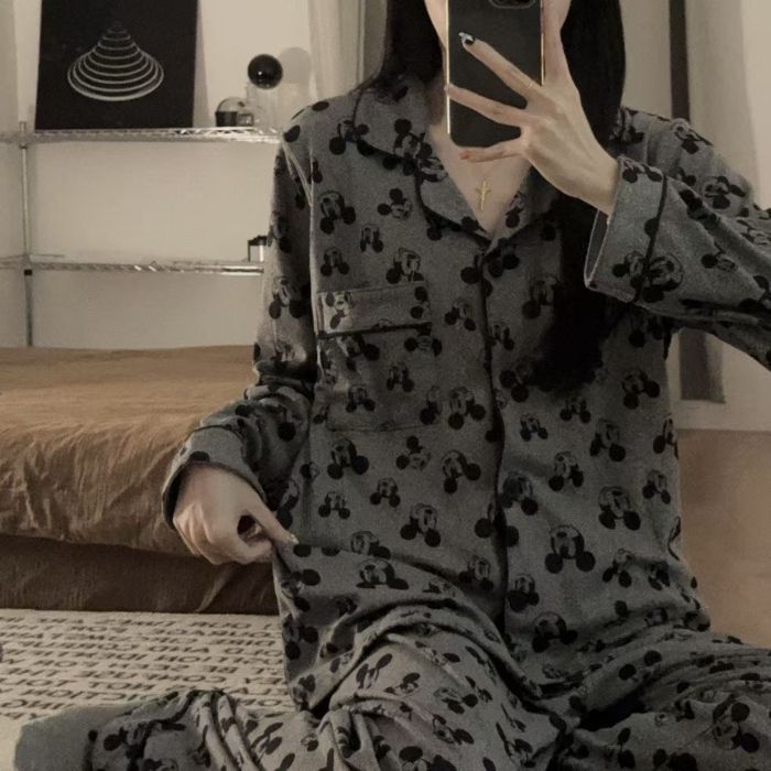 Pijamas de algodón nubes al por mayor transfronterizos primavera y otoño nuevos pantalones de manga larga de dibujos animados cardigan se pueden usar con ropa de casa