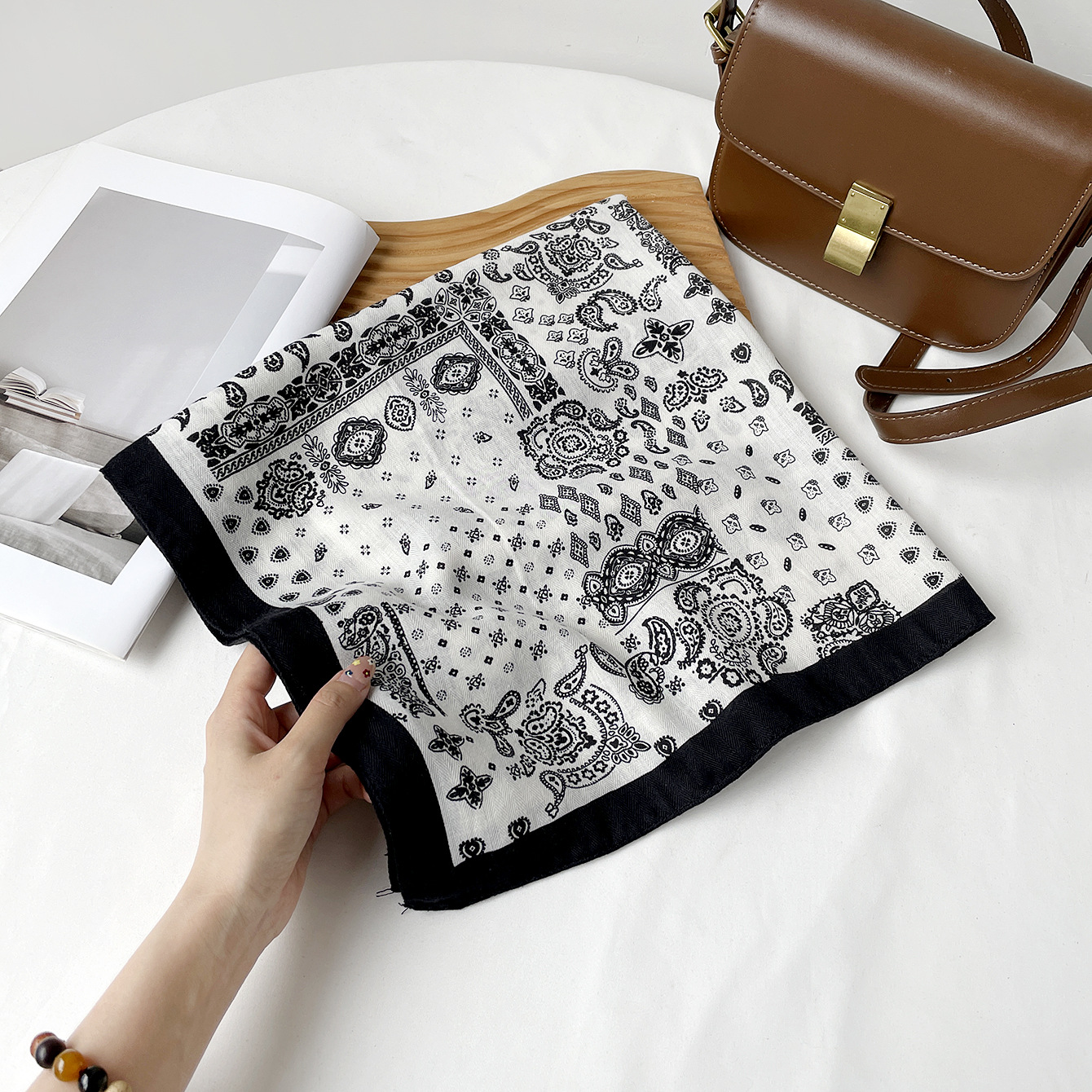Rz6563 - patchwork cashew / 68*68cm