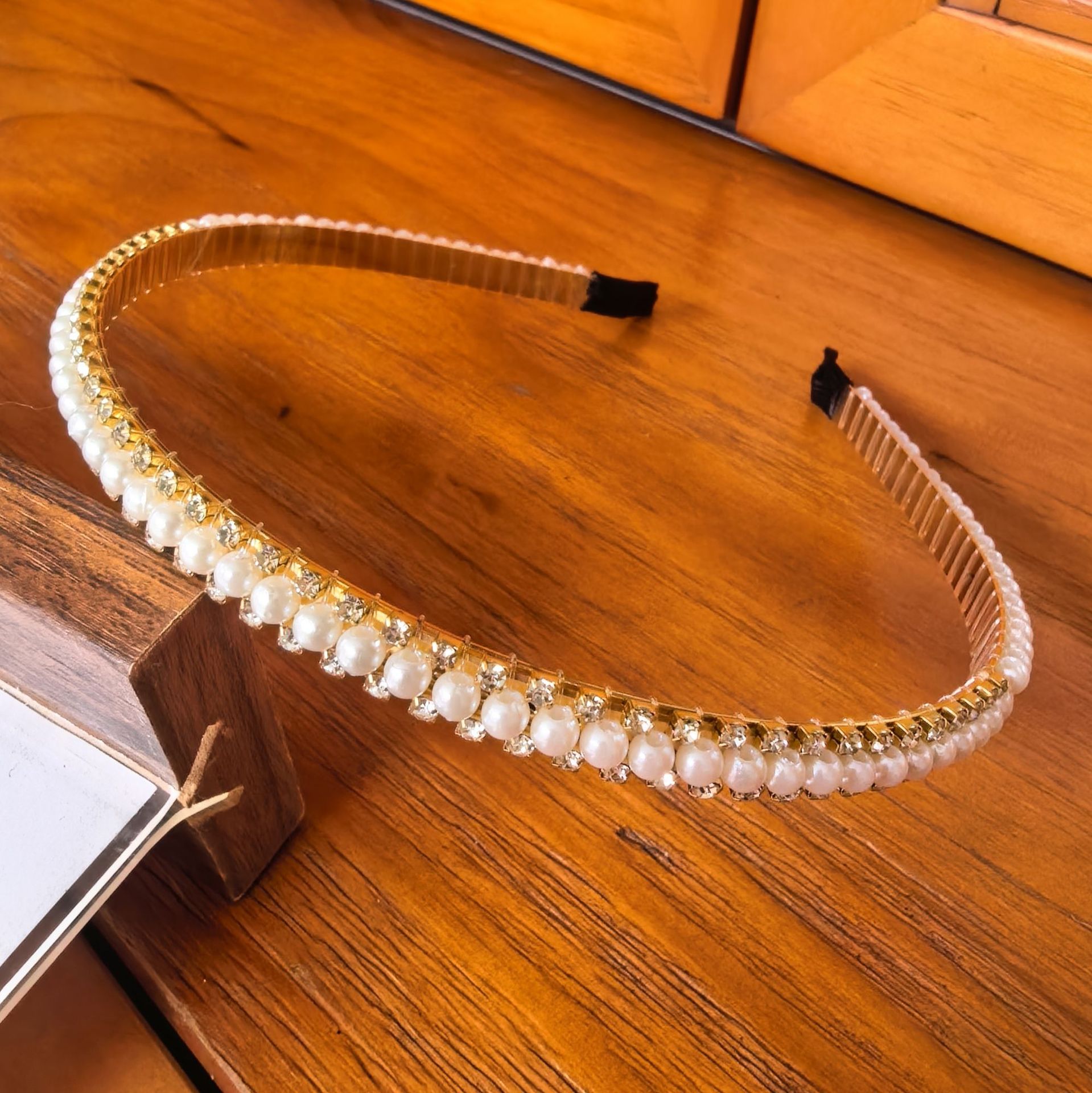 Diadema de Doble Capa con Perlas y Cristales Hecha a Mano para Mujer image 10