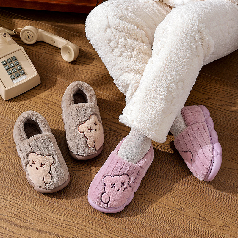 Zapatillas de algodón para mujeres otoño y invierno 2025 nuevo estilo de interior para el hogar, pareja de algodón de lana antideslizante, invierno para hombres