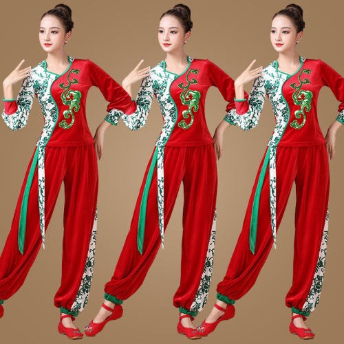 New Square Dance Costume Set Winter Cloud Skirt Gold Velvet Yangge Classical Dance Costume for Middle-Aged and Elderly Performance Wear