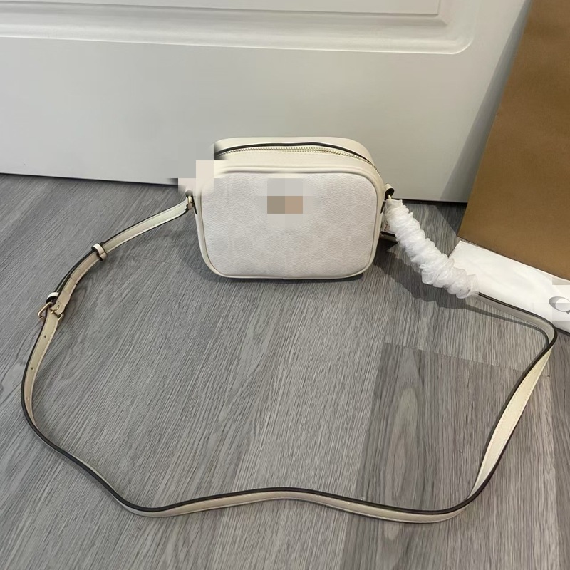 新しいミニ. 女性の優雅な雰囲気のカメラバッグの古い花のシングル肩のファスナーの開閉デザインの斜め掛けバッグ。|undefined