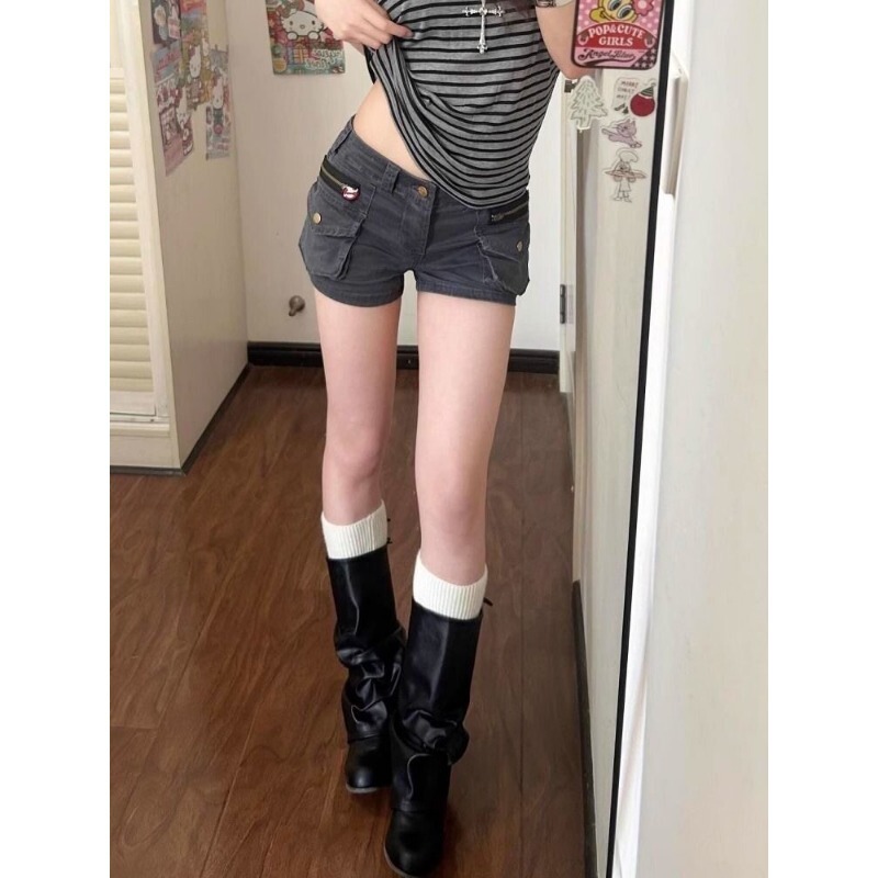 Vintage Heavy-Duty Denim Shorts, New Summer Style, Workwear Pockets, Women's Waist-Cinching Slimming Washed Versatile Hip-Hugging Hot Pants Vintage Heavy-Duty Denim Shorts, New Summer Style, Workwear Pockets, Women's Waist-Cinching Slimming Washed Versatile Hip-Hugging Hot Pants