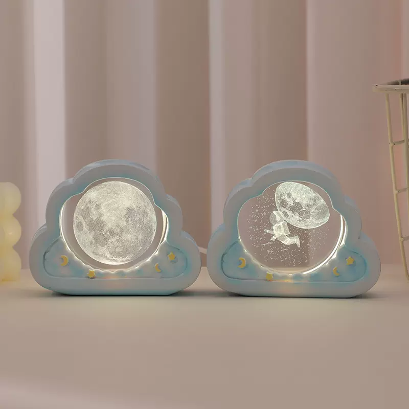 创意高级感月球水晶小夜灯云朵发光底座桌面摆件女生闺蜜生日礼物