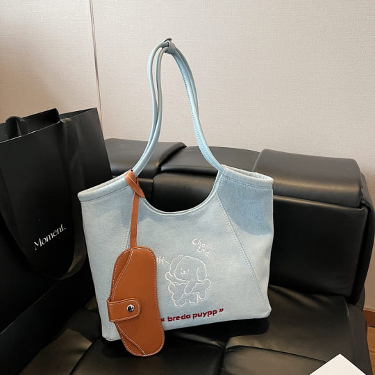 2025 New Denim Bag Puppy Dailan New Dream Tote Women's Bag Foreign Trade Large Capacity Commuter Portable Shoulder Bag