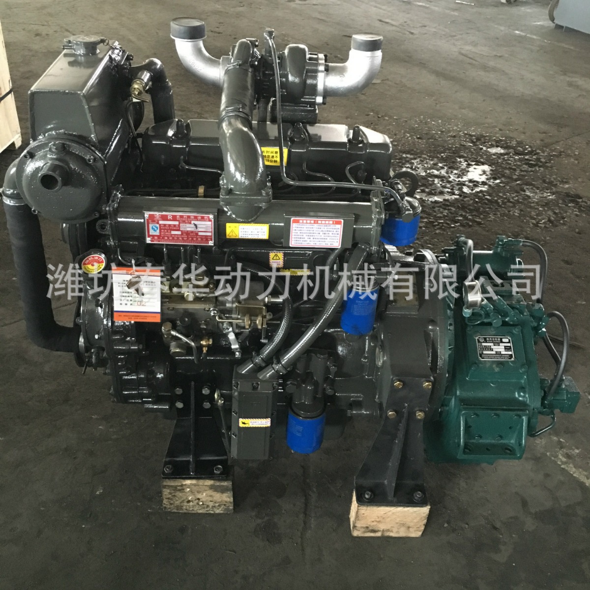 68KW船用潍坊柴油机 潍柴R4110ZC发动机 2000转 配MA142齿轮箱