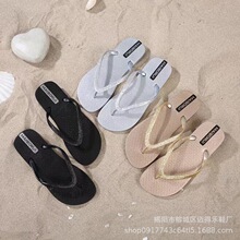 2025�¿�������Ů�ļ��҃Ⱥ�߅����Ů�r�����mƽ�����e�⴩����Ь