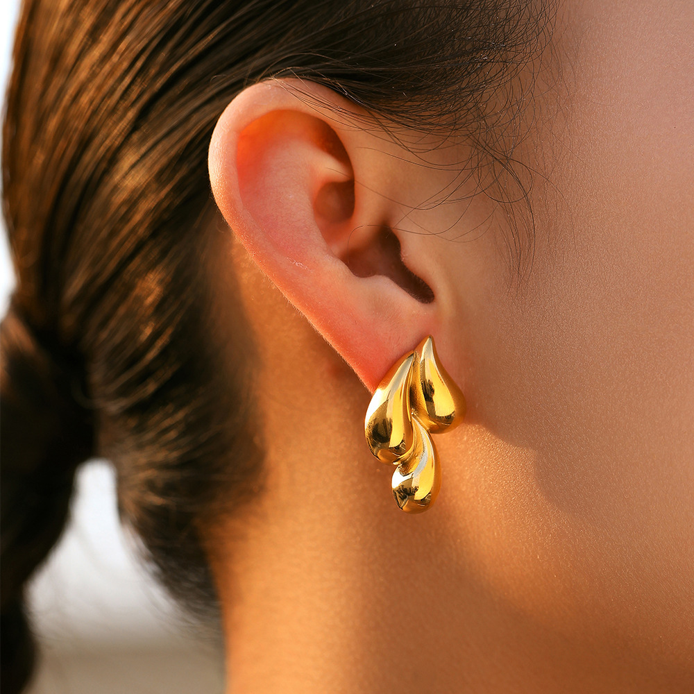 TENA nicho de acero inoxidable pernos de alta calidad de moda amor nicho pendientes de diseño simple joyas de orejas