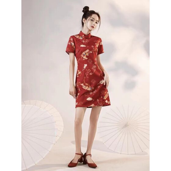 Red modified cheongsam young national tide girl 2023 new small students college entrance examination to send daily summer