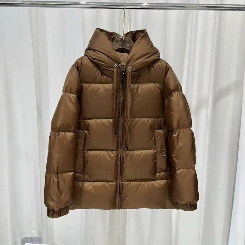 2025冬季欧版M白鸭绒连帽羽绒服女短款面包服高端潮流外套百搭|undefined