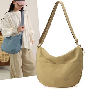 ��Colorful Fox��Ůʿ�������e�μ����������Ӱ��p������б���