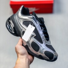 �羳��ó����AirMaxMuseʱ������͸���滺���˶�����Ь�����ϵ�Ь