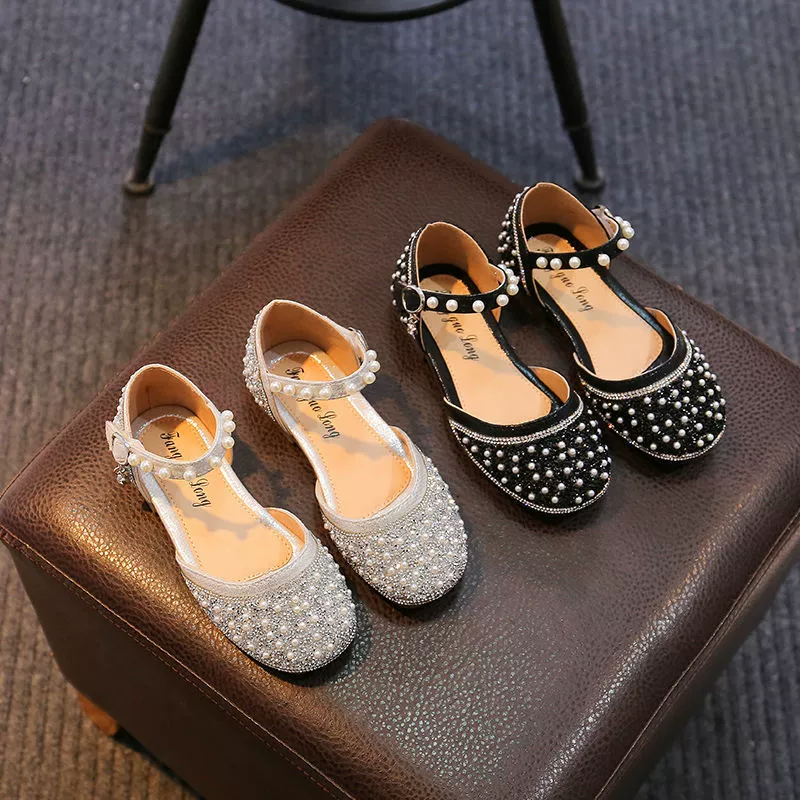 Полусандалии принцессы Баотоу для девочек, новинка 2021 года, летние новые детские модные туфли на мягкой подошве для маленьких девочек, танцевальная кожаная обувь с кристаллами