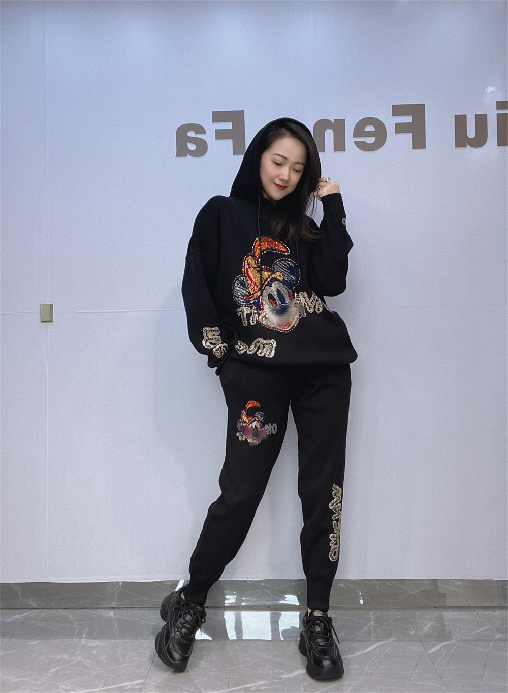 Traje casual con capucha para mujer, primavera y otoño, suéter de punto con diamantes, top de manga larga, talla grande, conjunto completo de pantalones corsés, traje de dos piezas image 6