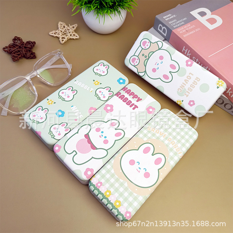 Factory wholesale glasses box custom male and female students portable advanced leather cartoon glasses storage free printing