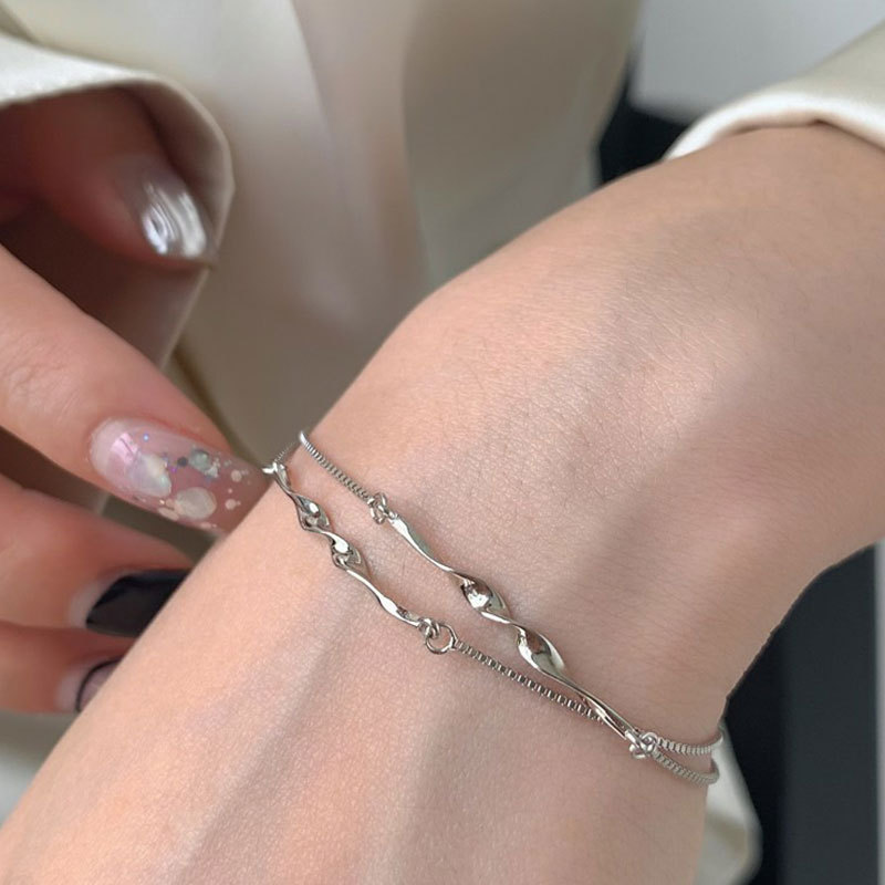 Universal bracelet, design accessory, 925 sample silver, simple and elegant design