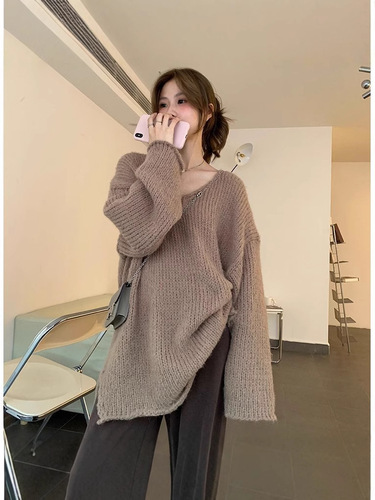 Japanese Autumn/Winter New Knit Hat Design Coarse Needle Innerwear Gentle Color Relaxed Retro Women's Sweater