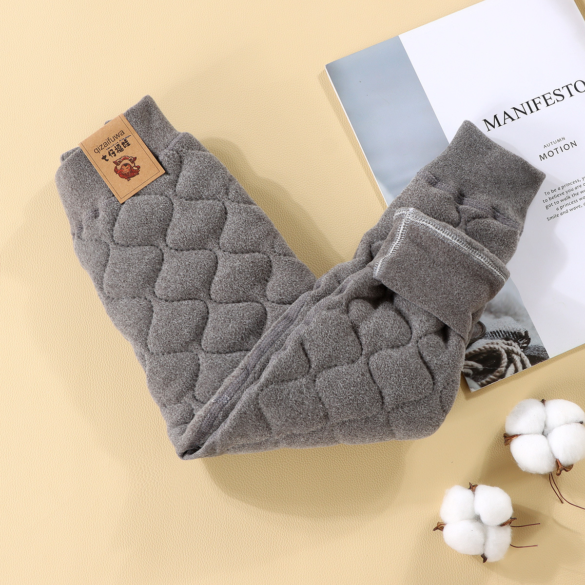 Pantalones cálidos para niños Otoño e invierno Los estudiantes de invierno forrados de lana usan uniforme escolar artefacto de invierno Polainas de tres capas para niñas de terciopelo