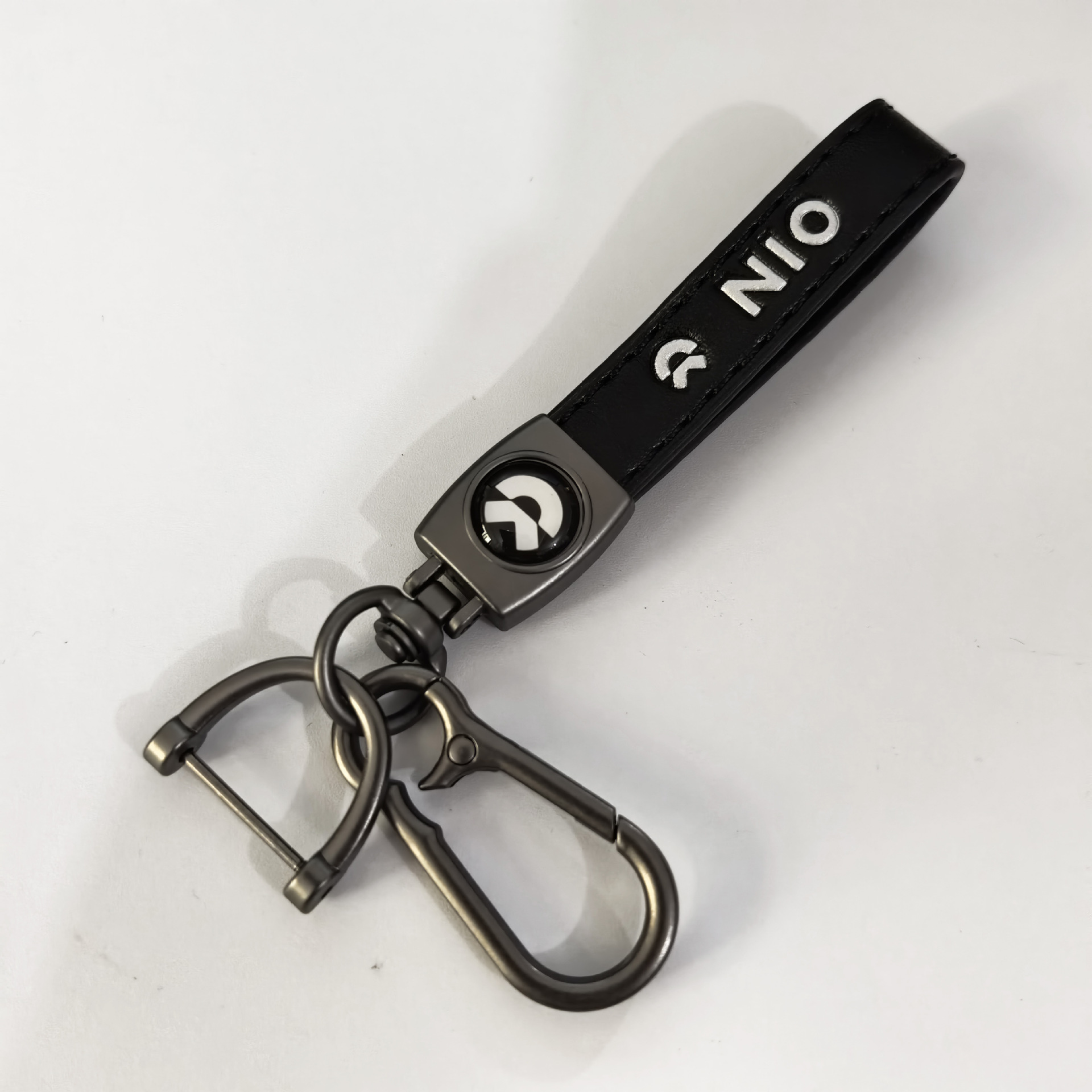 Keychain de piel de cordero transfronteriza logotipo de automóvil llavero de negocios hombre llavero colgante fábrica al por mayor