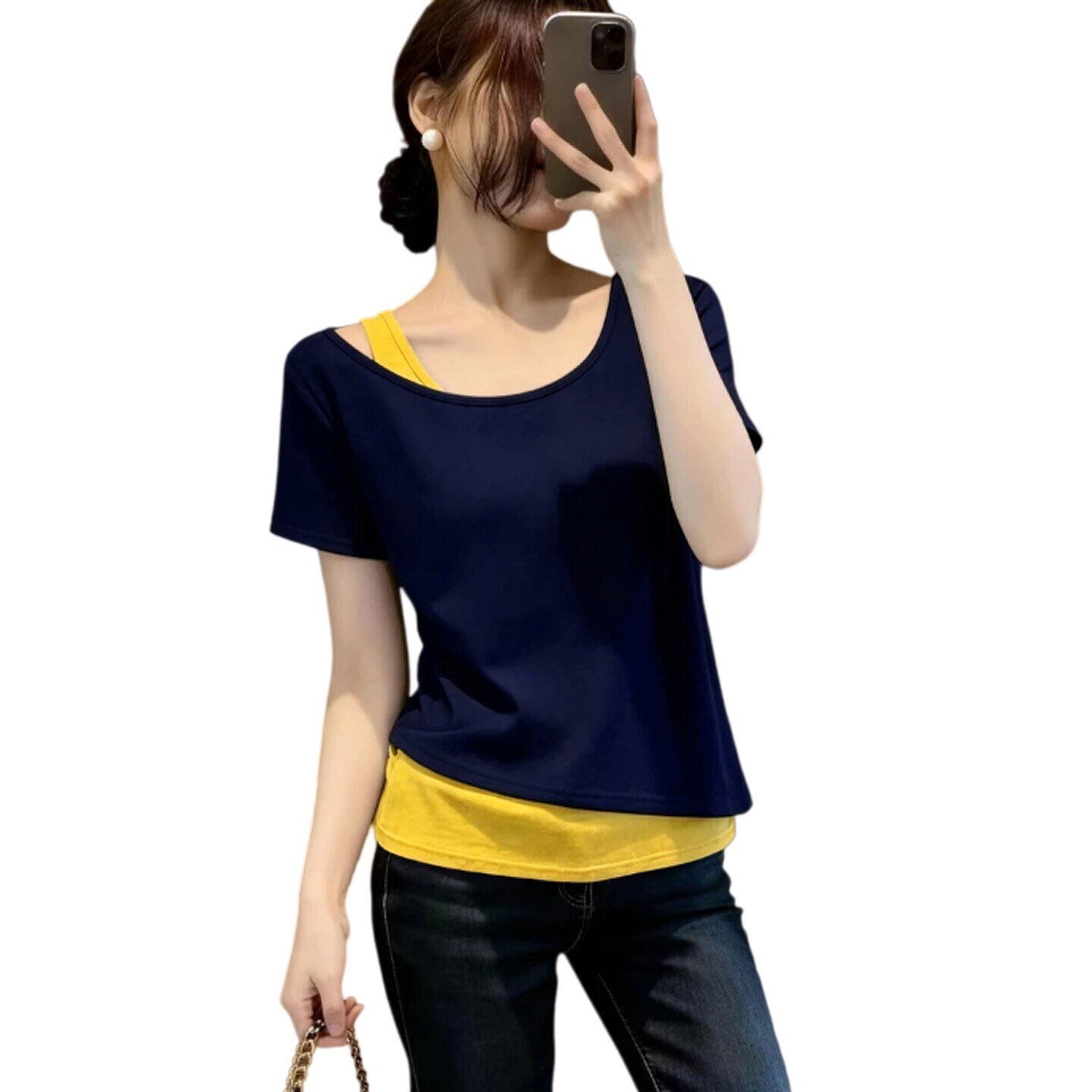 Áo thun nữ tay ngắn cổ tròn phối hai lớp lệch vai, xếp ly eo ôm — Đen đánh vần trắng chi tiết 5