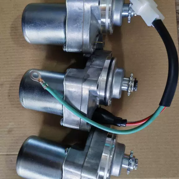 供应摩托车ATV125CC3孔上置式启动电机马达起动机全地形越野款